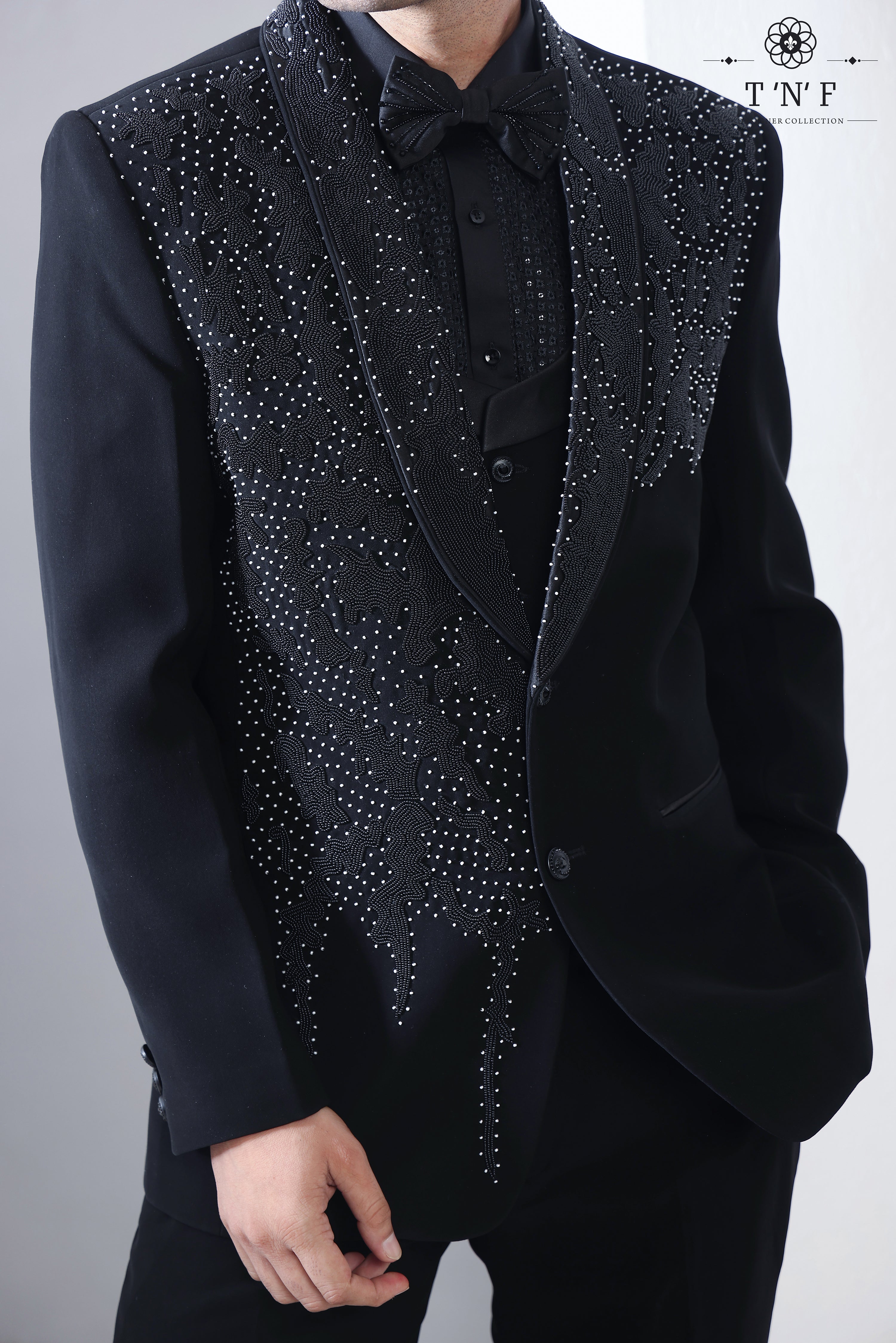 Noir Majesty Japanese embroidered Tuxedo